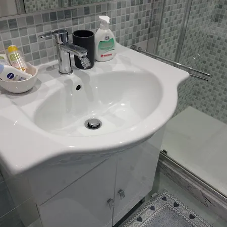 شقة Vistamare 20 *